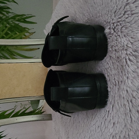 Karl Lagerfeld Leather Loafers ❤️ - Picture 4 of 8